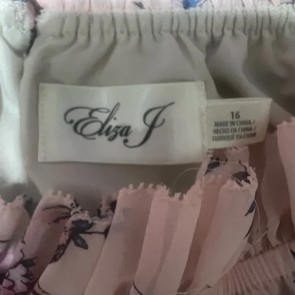 Eliza J Pink Floral Tiered Midi Dress / Plus Size 16 - Picture 6 of 14